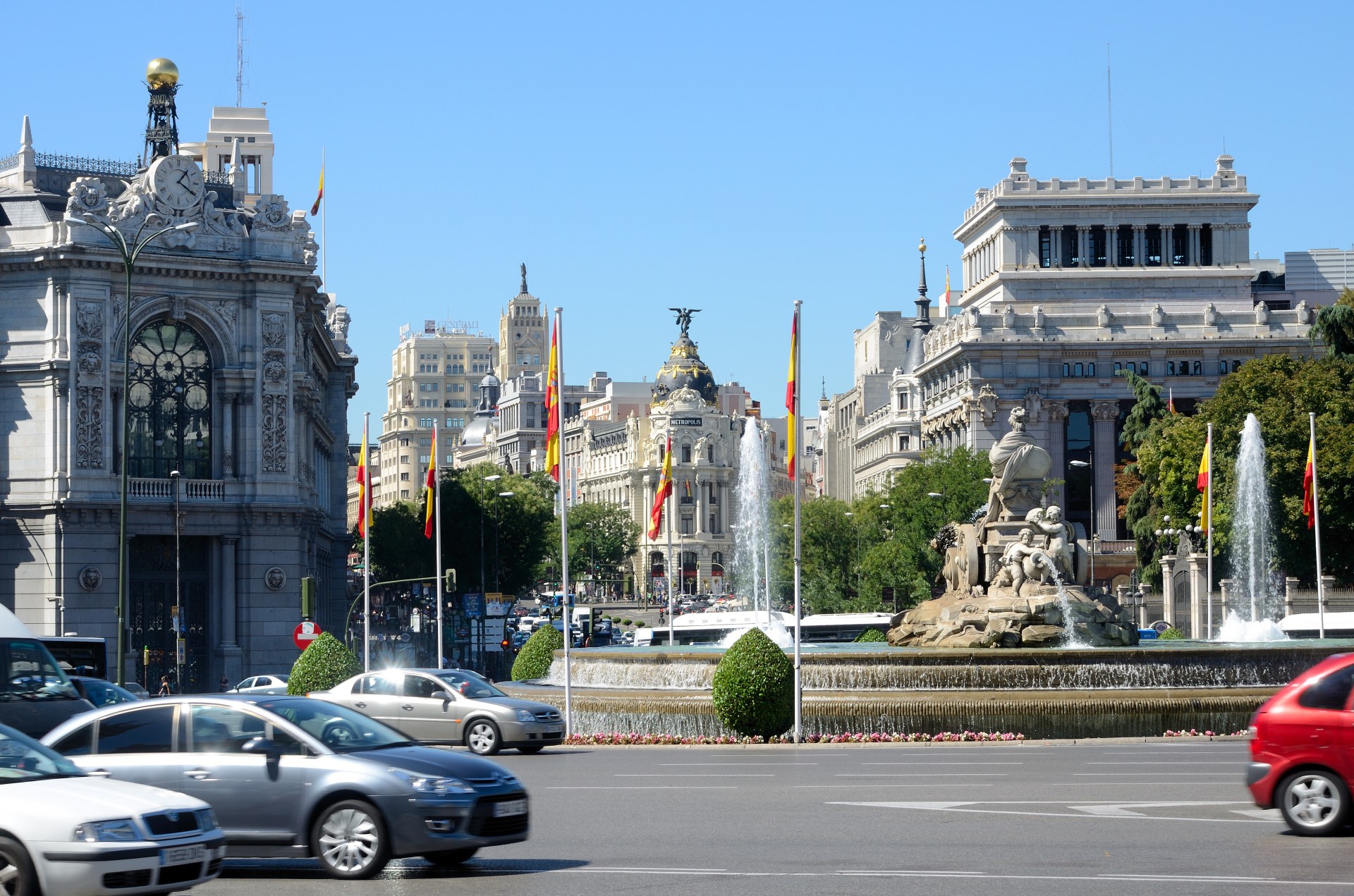 plaza-de-cibeles-madrid